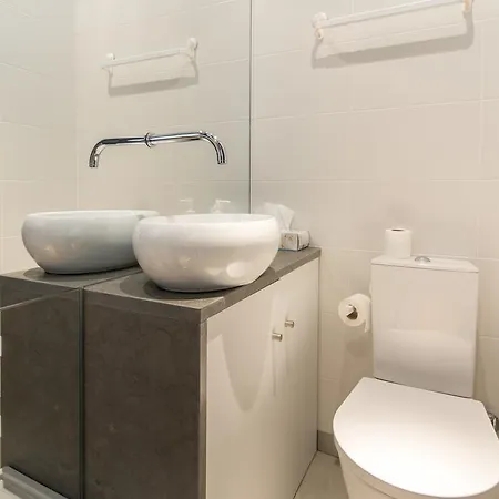 Pateo Renato Baptista In Apartment *